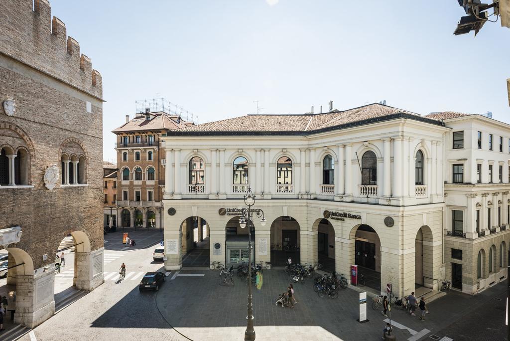 Myplace Piazza Dei Signori Apartments เตรวิโซ ภายนอก รูปภาพ