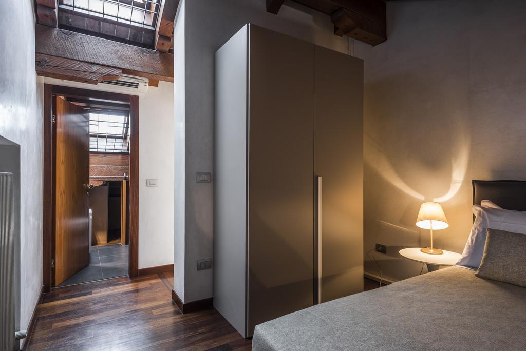 Myplace Piazza Dei Signori Apartments เตรวิโซ ภายนอก รูปภาพ