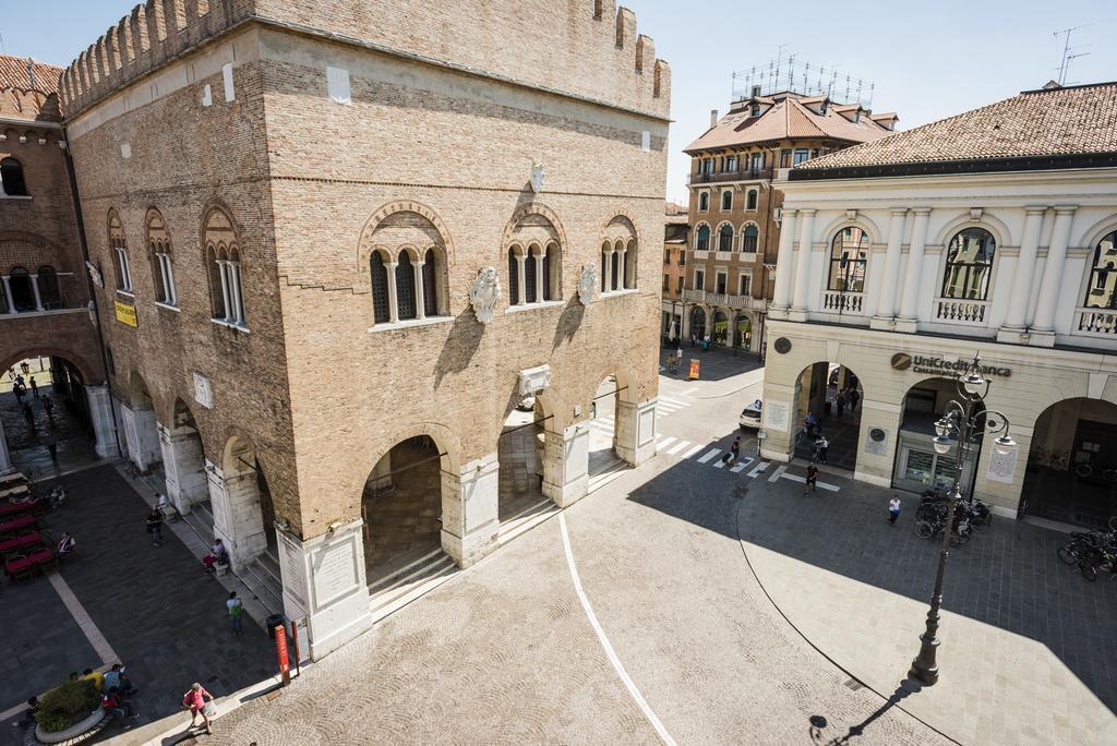 Myplace Piazza Dei Signori Apartments เตรวิโซ ภายนอก รูปภาพ