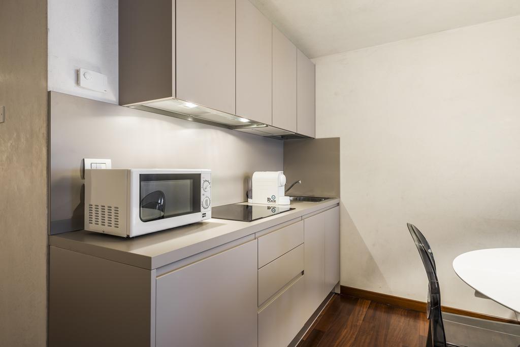 Myplace Piazza Dei Signori Apartments เตรวิโซ ภายนอก รูปภาพ