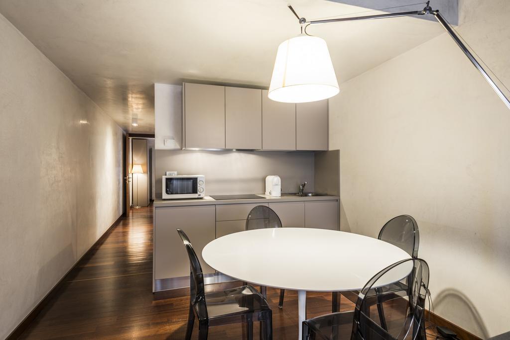 Myplace Piazza Dei Signori Apartments เตรวิโซ ภายนอก รูปภาพ