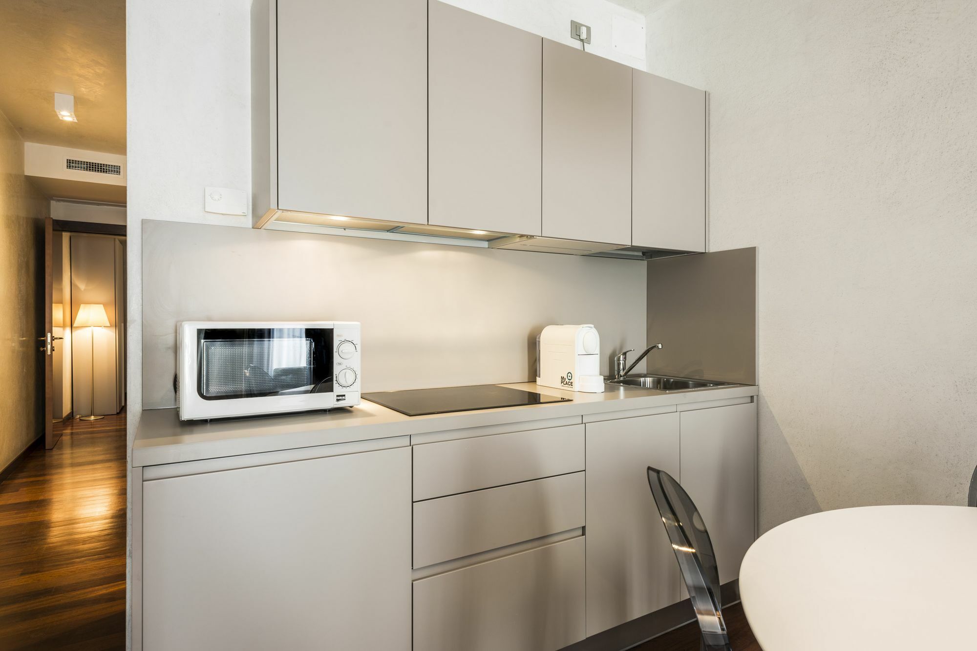 Myplace Piazza Dei Signori Apartments เตรวิโซ ภายนอก รูปภาพ